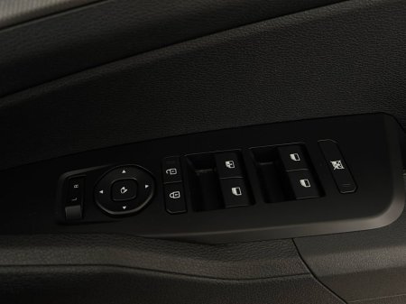 2025 Kia Sportage - photo 27