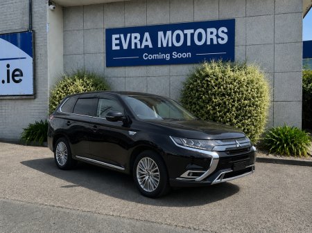2018 Mitsubishi Outlander G PLUS 4WD HYBRID PHEV AUTOMATIC 2.4 PETROL //LOW MILES//HIGH SPEC//HALF LEATHER HEATED SEATS//HEATE
