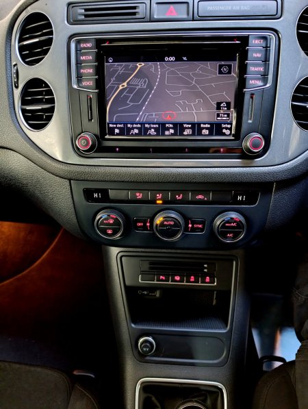 2015 Volkswagen Tiguan - photo 18