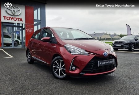 2018 Toyota Yaris HYBRID SOL