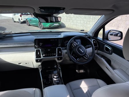 2023 Kia Sorento - photo 10