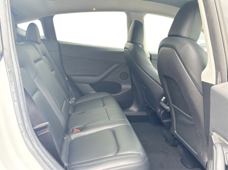 2023 Tesla Model Y - photo 17