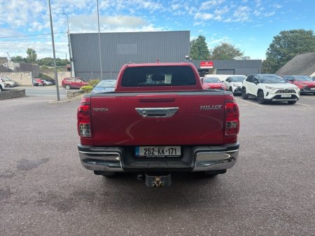 2025 Toyota Hilux - photo 10