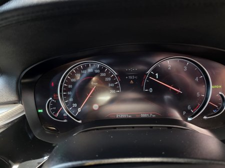 2017 BMW 5-Series - photo 13