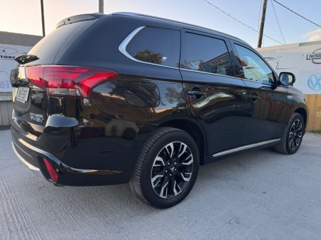 2018 Mitsubishi Outlander - photo 3