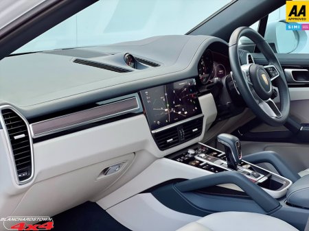 2023 Porsche Cayenne - photo 30