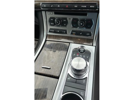 2015 Jaguar XF - photo 10