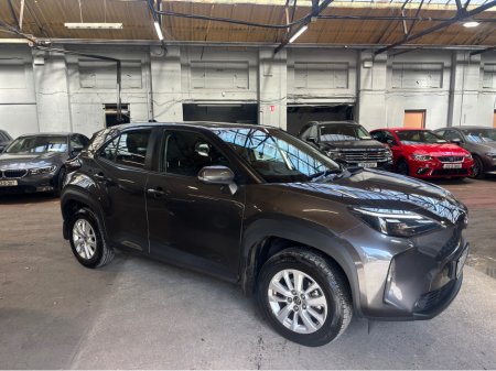 2025 Toyota Yaris Cross LUNA 4DR AUTO