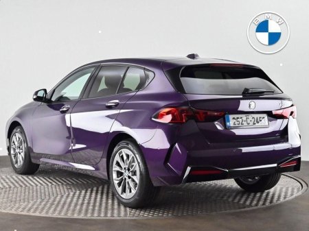2025 BMW 1-Series - photo 2