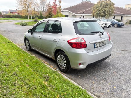 2010 Toyota Auris - photo 3