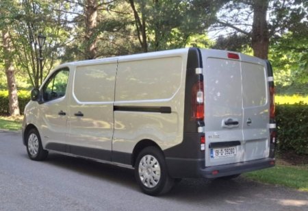 2019 Nissan NV300 - photo 2