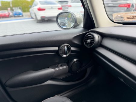 2020 Mini Cooper - photo 28