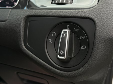 2019 Volkswagen Golf - photo 16