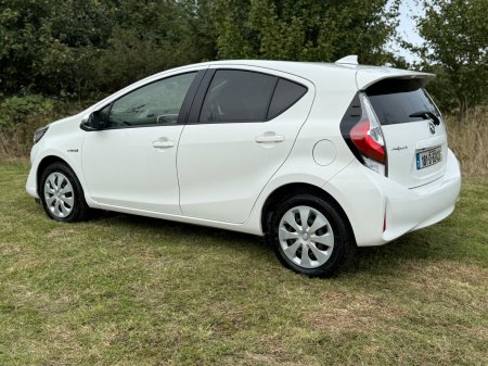 2018 Toyota Aqua - photo 8