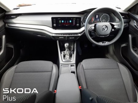 2024 Skoda Octavia - photo 2