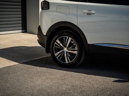 2021 Peugeot 5008 - photo 9