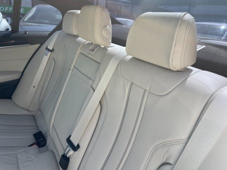 2019 BMW 5-Series - photo 10