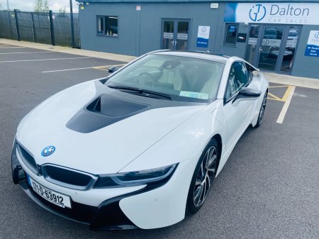 2017 BMW i8 -