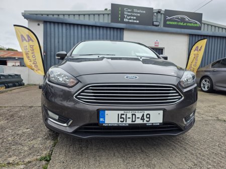 2015 Ford Focus - photo 2