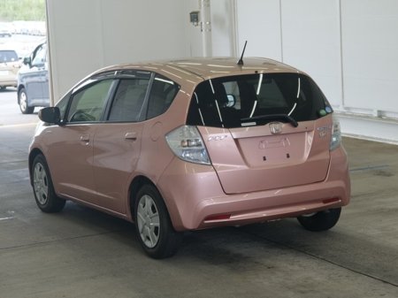 2013 Honda Fit - photo 2