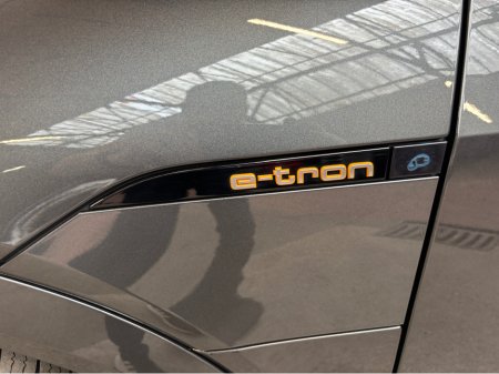 2022 Audi e-tron - photo 15