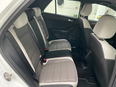 2022 Volkswagen T-Roc - photo 14