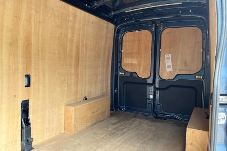 2025 Ford Transit - photo 4