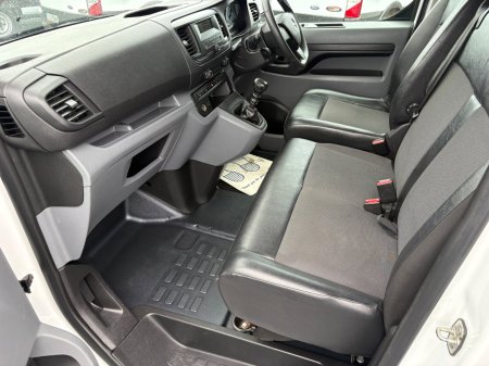 2021 Opel Vivaro - photo 9