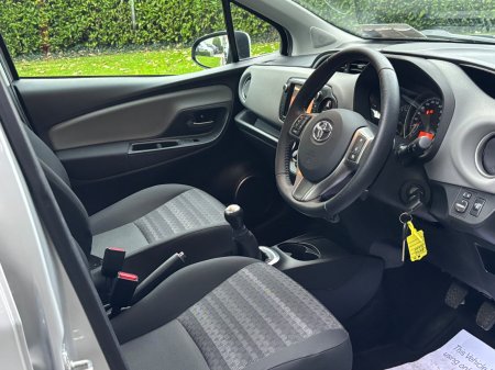 2016 Toyota Yaris - photo 7