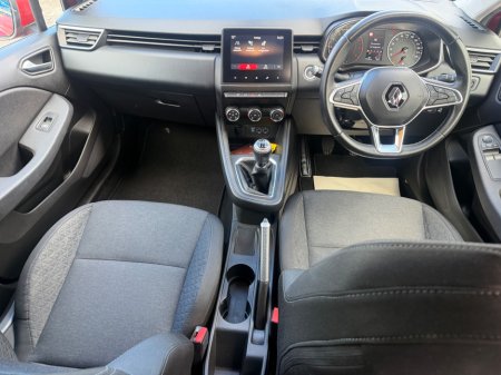 2020 Renault Clio - photo 15
