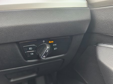 2019 Volkswagen Passat - photo 22