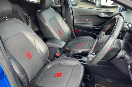 2020 Ford Fiesta - photo 17