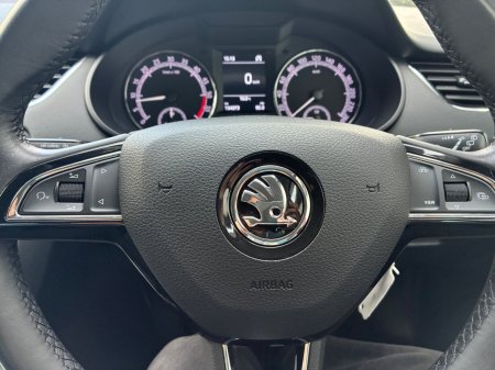 2020 Skoda Octavia - photo 14