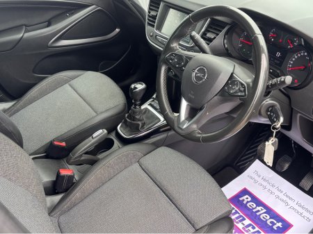 2022 Opel Crossland X - photo 2