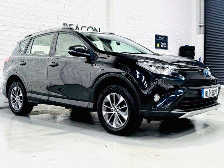 2018 Toyota RAV4 - photo 4