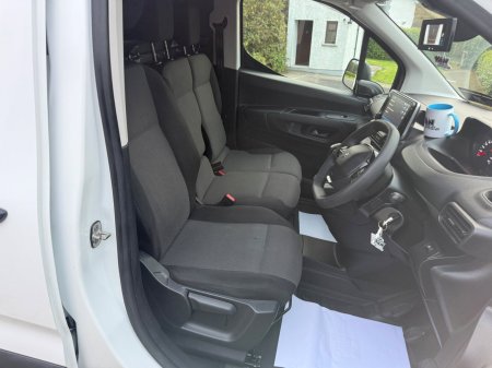 2021 Peugeot Partner - photo 10