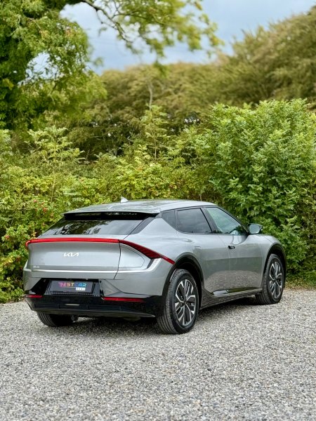 2021 Kia EV6 - photo 12