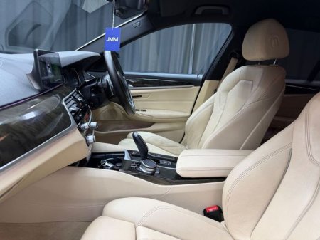 2017 BMW 5-Series - photo 33