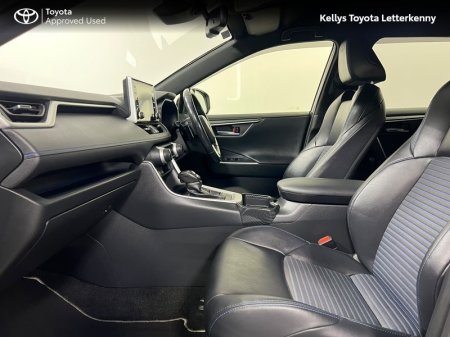 2019 Toyota RAV4 - photo 6
