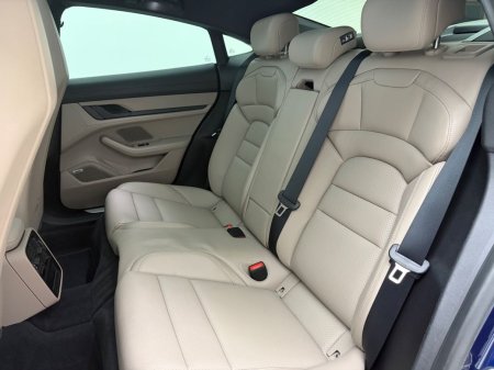 2020 Porsche Taycan - photo 19