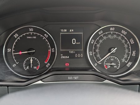 2016 Skoda Superb - photo 9