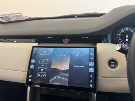 2025 Land Rover Discovery Sport - photo 8