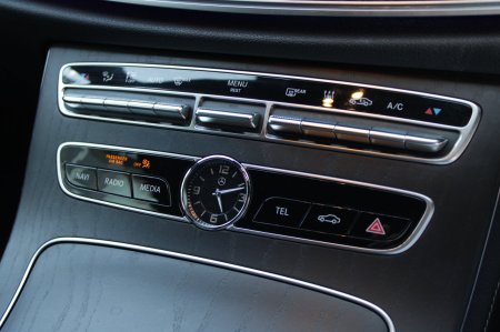 2018 Mercedes-Benz E-Class - photo 16
