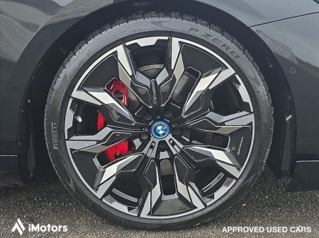 2025 BMW i5 - photo 11
