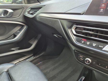 2022 BMW 2-Series - photo 16