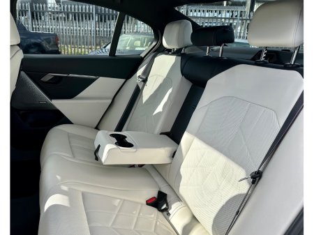 2025 BMW i5 - photo 21