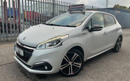 2017 Peugeot 208 - photo 2
