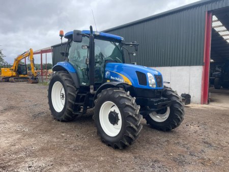 2005 New Holland TS115A - photo 8