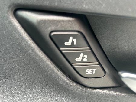 2024 Toyota Prius - photo 26