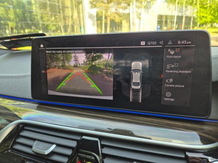 2022 BMW 5-Series - photo 19